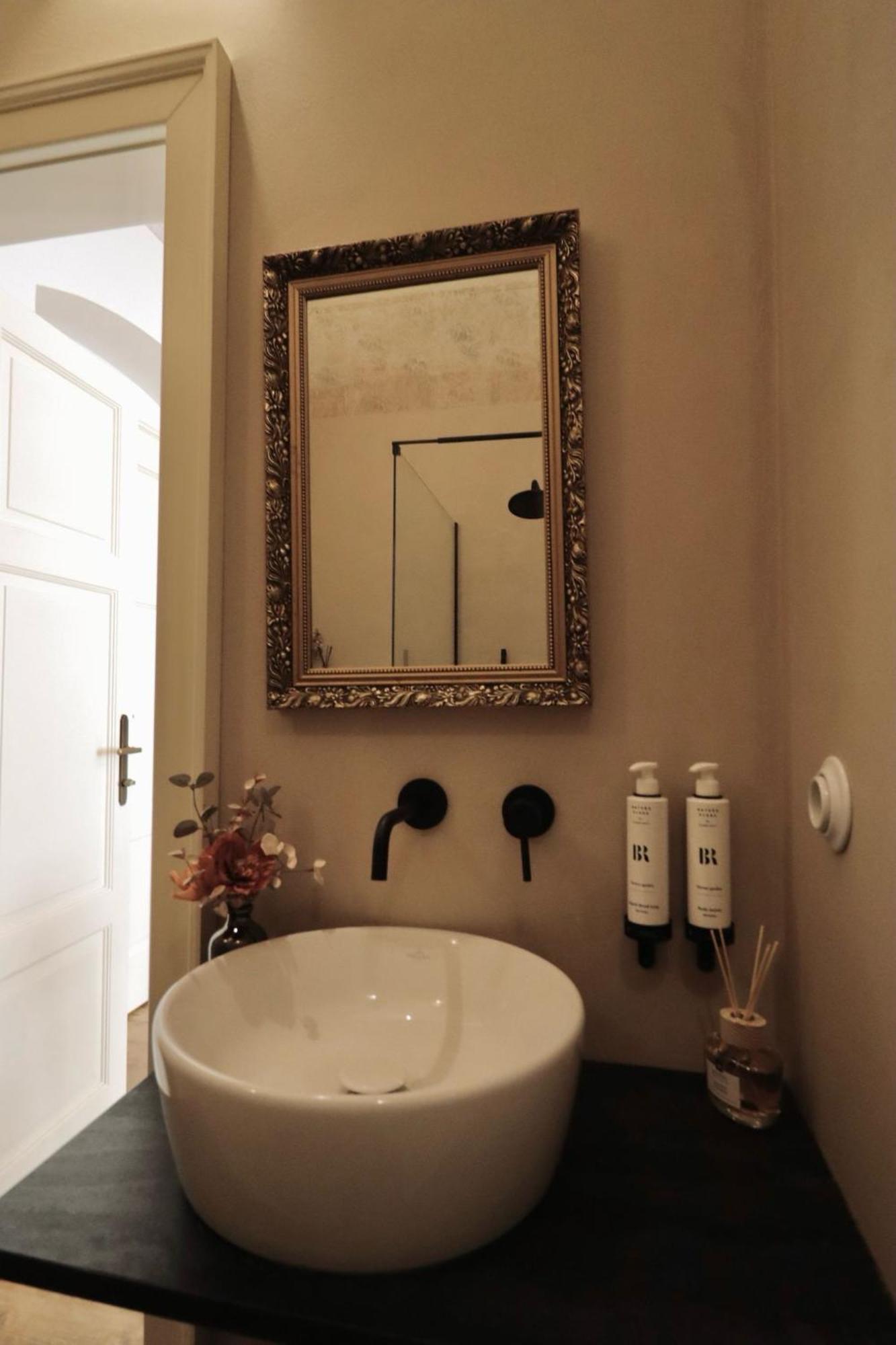 Apartma Hilda 1905 كارلوفي فاري المظهر الخارجي الصورة